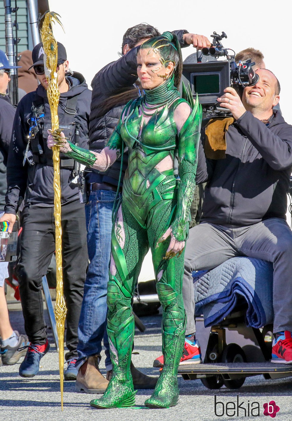Elizabeth Banks interpreta a 'Rita Repulsa' en el rodaje de la película 'Power Rangers'