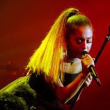 Ariana Grande durante su actuación en la fiesta organizada por la revista Time en Nueva York