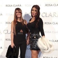 Antonella Roccuzzo y Daniella Semaan en el desfile de Rosa Clará en Barcelona Bridal Fashion Week 2016