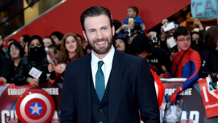 Chris Evans en la premiere de la película 'Capitán América: Civil War' en Londres