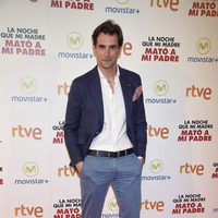 Álex Adrover en la premiere de la película 'La noche que mi madre mató a mi padre' en Madrid