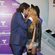 Paulina Rubio y Gerardo Bazúa besándose en los Billboard Latin Awards 2016