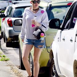 Miley Cyrus por las calles de Australia