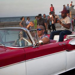 Vin Diesel y Michelle Rodriguez  en el rodaje de 'Fast & Furious 8' en Cuba