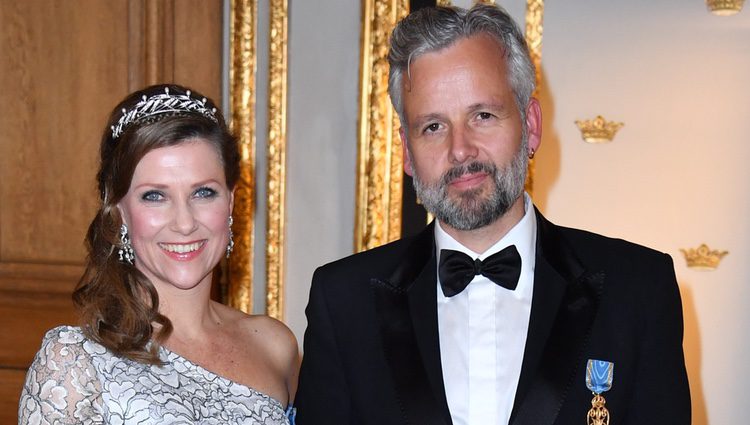 La Princesa Marta Luisa y Ari Behn de Noruega en la cena de gala en el 70 cumpleaños del Rey Gustavo de Suecia