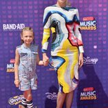Gwen Stefani y su sobrina Stella en los Radio Disney Music Awards 2016