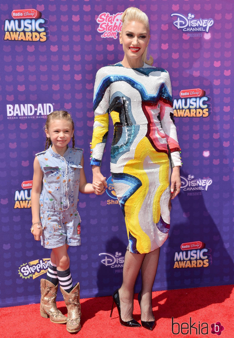 Gwen Stefani y su sobrina Stella en los Radio Disney Music Awards 2016