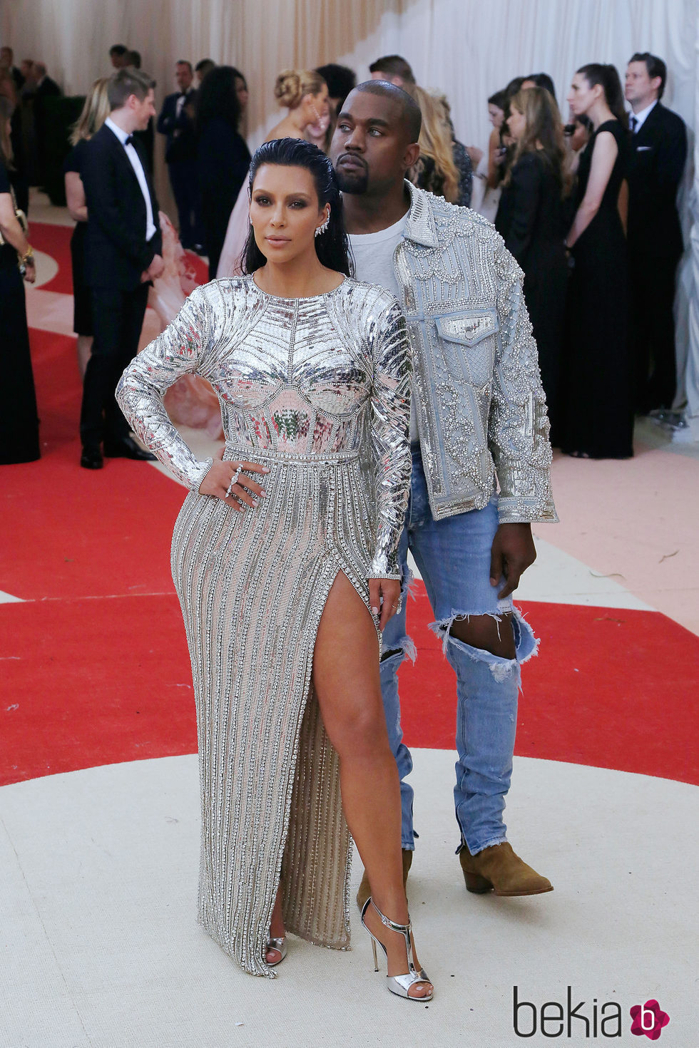 Kim Kardashian y Kanye West en la Gala Met 2016