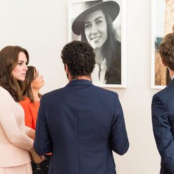 Kate Middleton en la inauguración de la exposición 'Vogue 100: A Century Of Style'