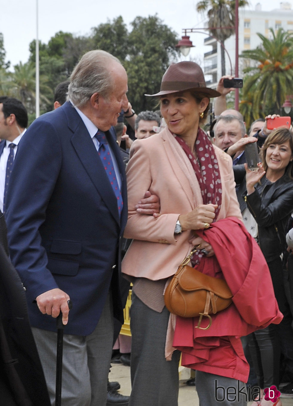 El Rey Juan Carlos  y la Infanta Elena en la Feria del Caballo de Jerez de la Frontera
