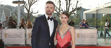 Justin Timberlake y Anna Kendrick en los Premios BAFTA TV 2016