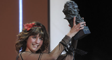 Nerea Camacho recoge su premio a Mejor Actriz Revelación en los Premios Goya 2009