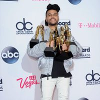 The Weeknd en con sus ocho galardones en los Premios Billboard 2016