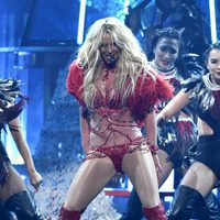 Britney Spears en su actuación en los Premios Billboard 2016