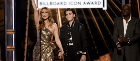 Céline Dion con su hijo Rene-Charles Angelil y Seal en los Premios Billboard 2016