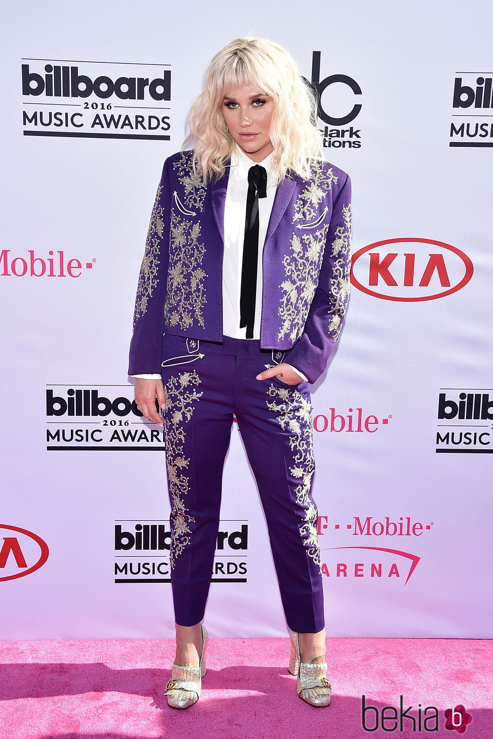 Kesha en los Premios Billboard 2016