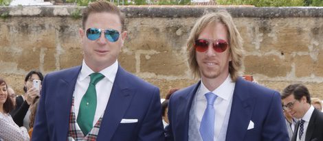 Jorge Cadaval y Ken Appledorn durante la boda de Marta Cadaval en Sevilla