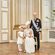 Oscar de Suecia con la Princesa Victoria, la Princesa Estela y Carlos Gustavo de Suecia en su bautizo