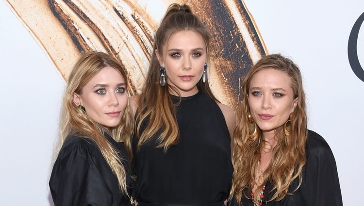 Las tres hermanas Olsen reunidas en los CFDA Fashion Awards 2016