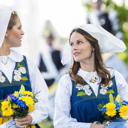 Magdalena de Suecia y Sofia Hellqvist en el Día Nacional de Suecia 2016