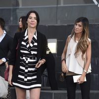 Vania Millán y Marta González en el funeral del hermano de Ivonne Reyes