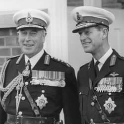 El Duque de Edimburgo con su tío Lord Mountbatten