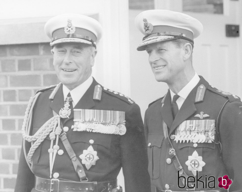 El Duque de Edimburgo con su tío Lord Mountbatten