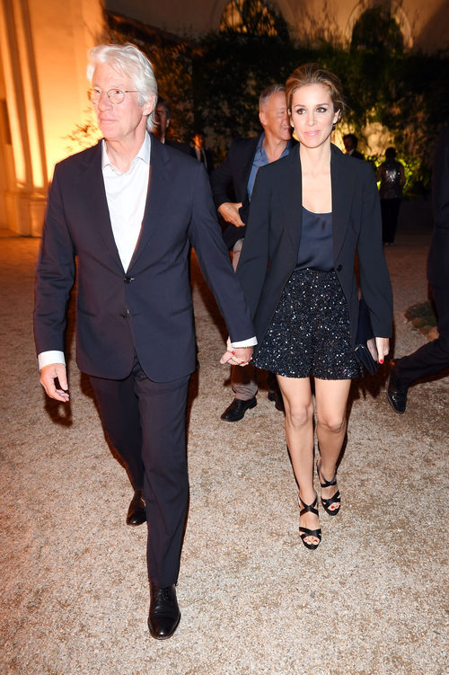 Richard Gere y Alejandra Silva paseando por Roma cogidos de la mano