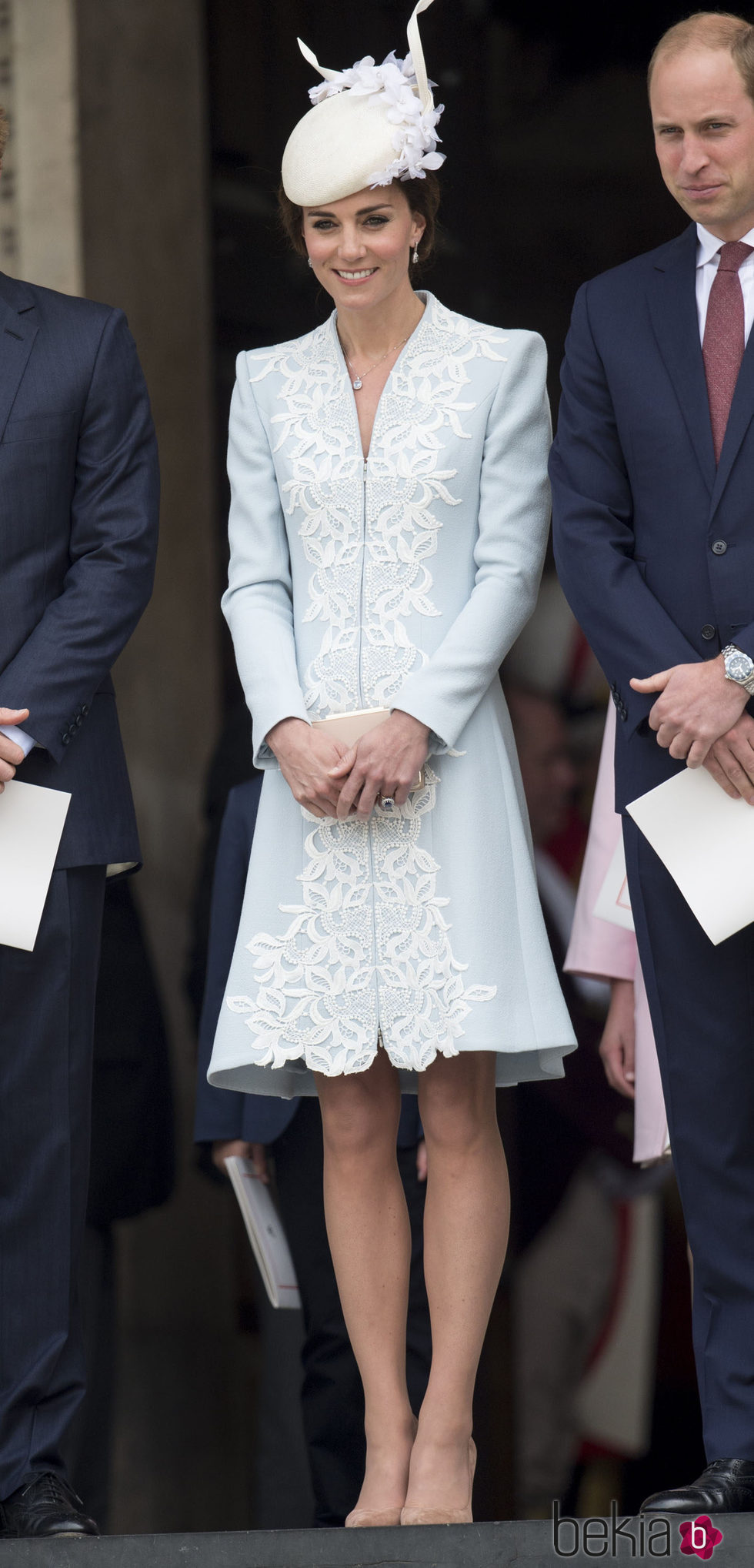 La Duquesa de Cambridge en la misa por el 90 cumpleaños de la Reina Isabel II de Inglaterra