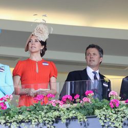 Federico y Mary de Dinamarca con los Condes de Wessex en Ascot 2016