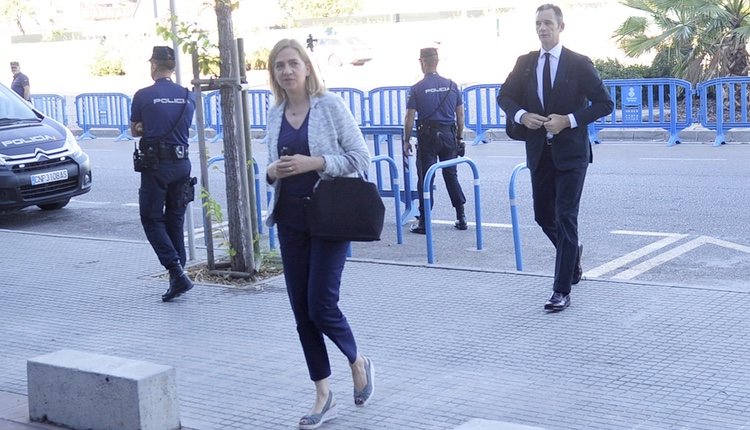 La Infanta Cristina e Iñaki Urdangarín a su llegada a la última sesión del Caso Nóos