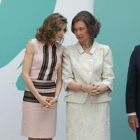 La Reina Letizia y la Reina Sofía en el 30 aniversario de la FAD