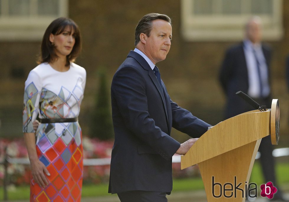 David Cameron presenta su dimisión como Primer Ministro