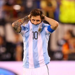 Leo Messi tras fallar un penalti en la Copa América 2016