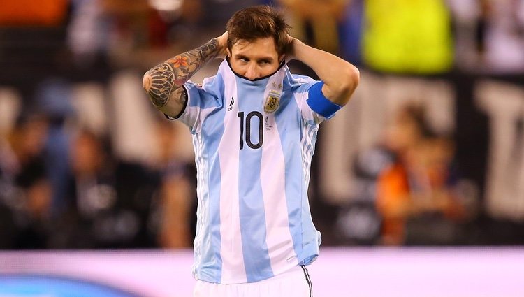 Leo Messi tras fallar un penalti en la Copa América 2016