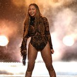 Beyoncé durante su actuación en los BET Awards 2016
