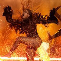 Beyoncé baila sobre el agua durante su actuación en los BET Awards 2016