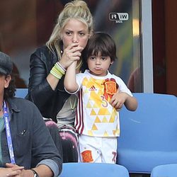 Shakira y Milan Piqué en el partido Italia-España en la Eurocopa 2016