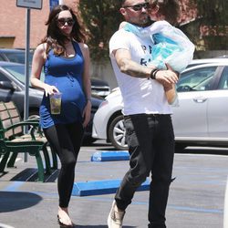 Megan Fox y Brian Austin Green de paseo por California