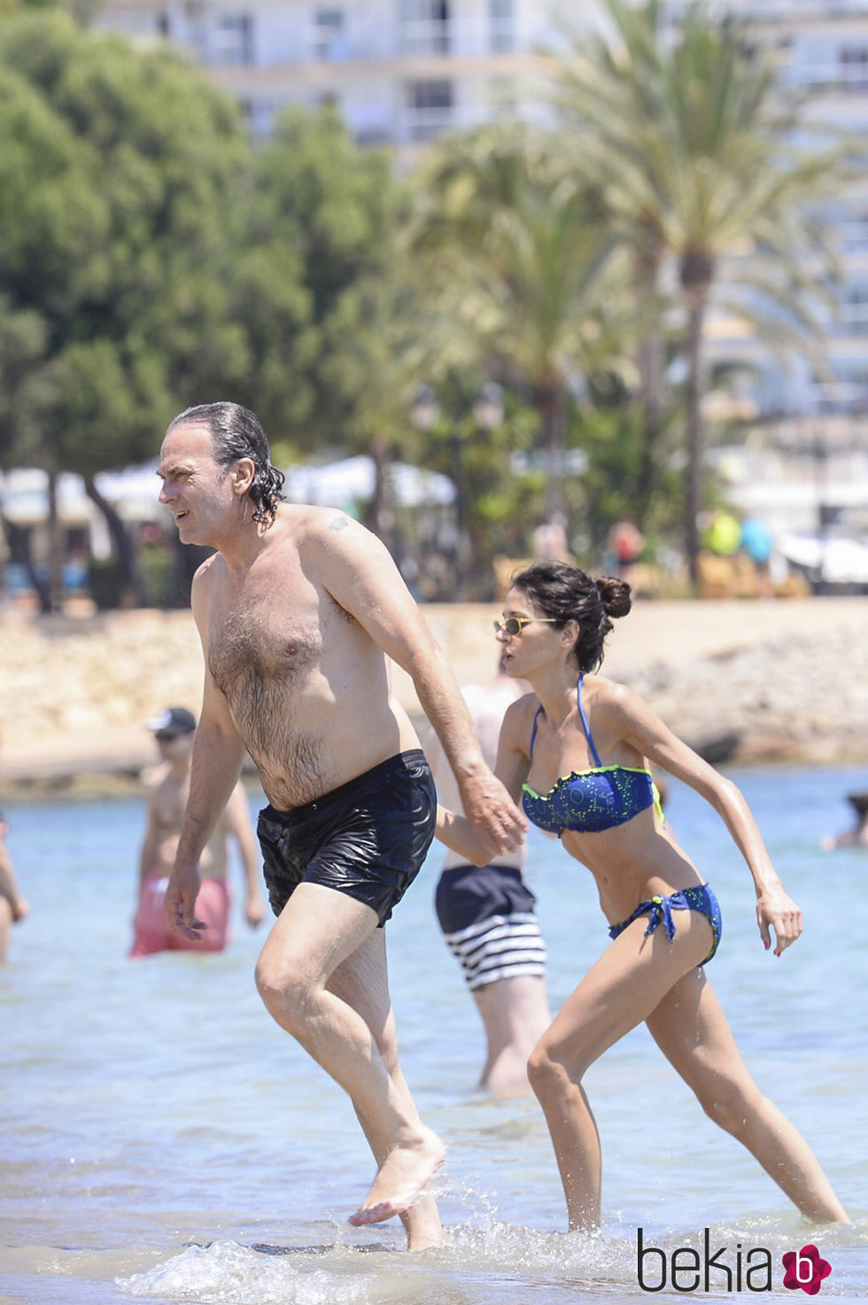 José Coronado y Elena González durante sus vacaciones en Ibiza
