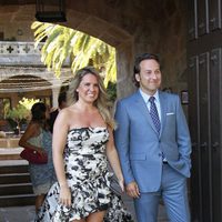 Iker Jiménez y Carmen Portet en la boda de Álvaro Rojo y Ana Villarubia