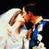 El Príncipe Carlos y Lady besándose en su boda