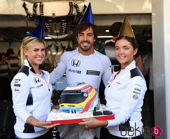  Fernando Alonso celebrando su   cumpleaños en el GP de Alemania