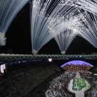 Fuegos artificiales sobre el estado de Maracaná en la ceremonia de inauguración de los Juegos Olímpicos de Río 2016