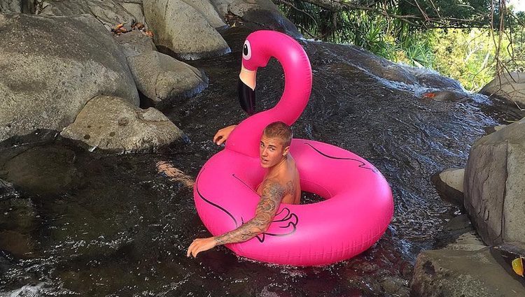 Justin Bieber de vacaciones en Hawaii