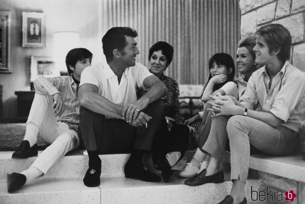 Dean Martin y su familia