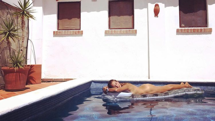 Patricia Montero desnuda durante una jornada de piscina