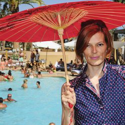 Bimba Bosé de vacaciones en Marbella con un look oriental