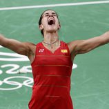 Carolina Marín celebrando su último punto en la final de badminton de Rio 2016