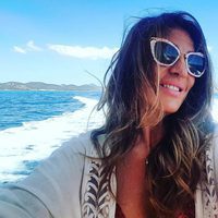 Raquel Bollo en el barco durante las vacaciones
